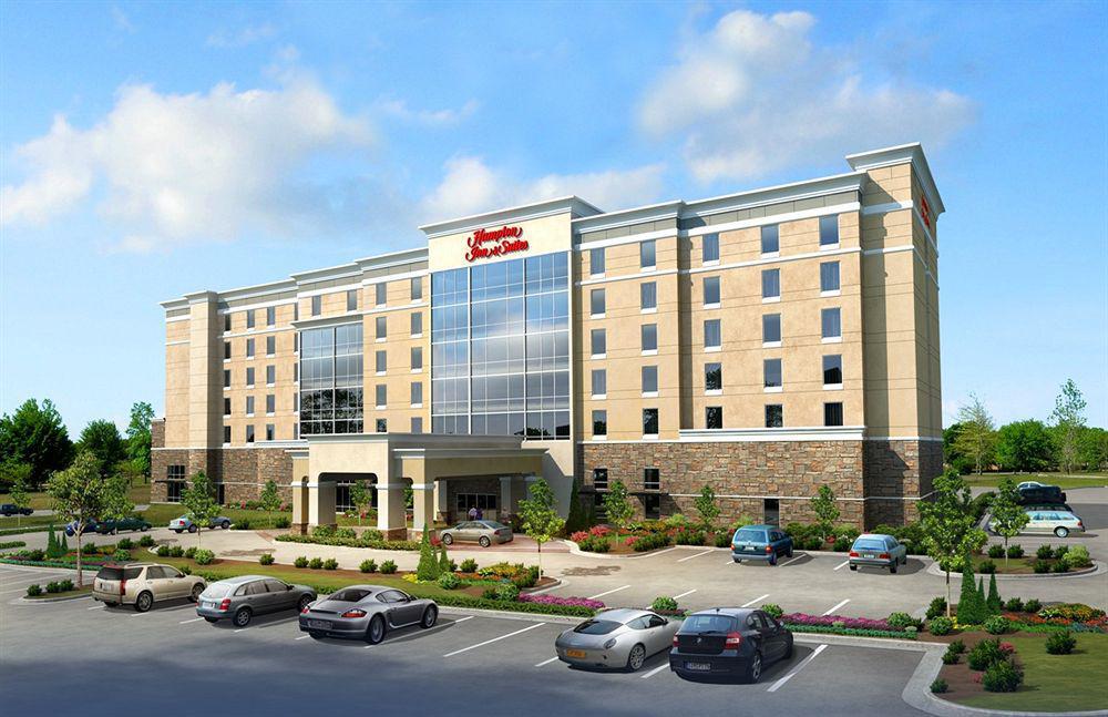 Hampton Inn & Suites Crabtree Raleigh Exterior photo