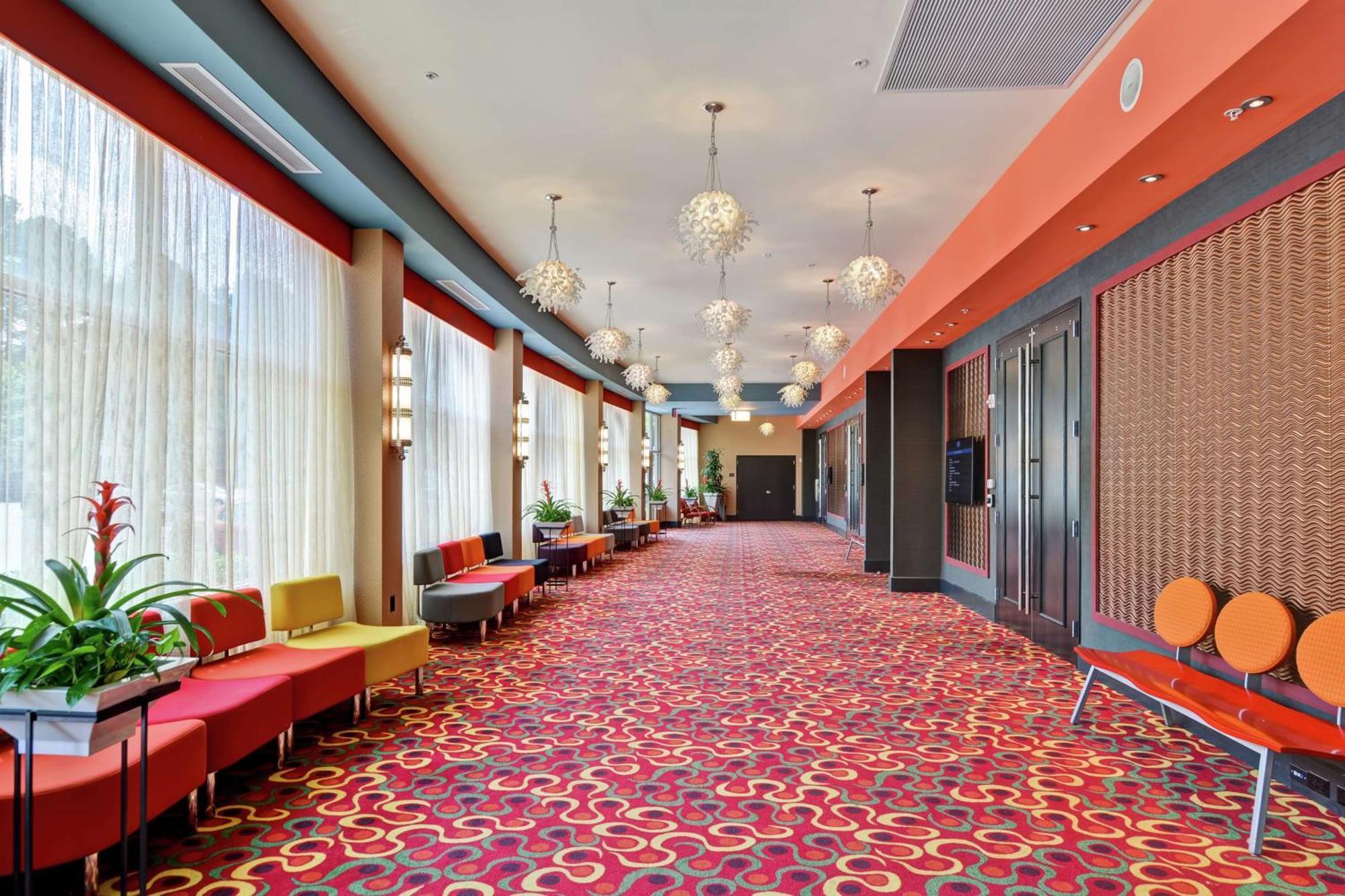 Hampton Inn & Suites Crabtree Raleigh Exterior photo